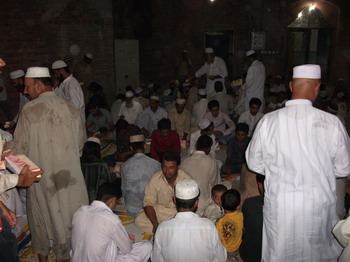 افطاری 22 اگست 2010